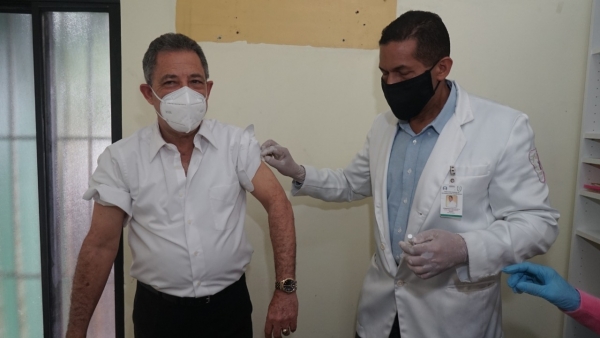 DGDC y Salud Pública desarrollan jornada de vacunación contra la Hepatitis B, Influenza, Polio y otras enfermedades.