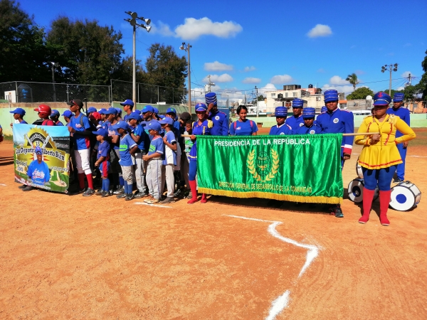 Banda de Música de la DGDC ameniza inauguración Torneo Navideño de Béisbol Nelson Gerónimo.