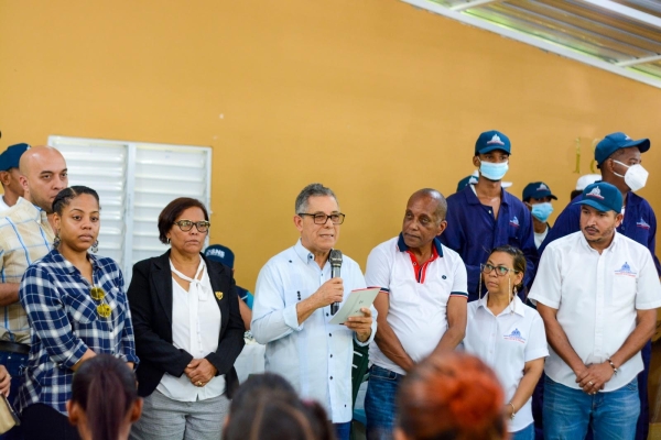 DGDC y Cambio Climático anuncian construcción del primer proyecto de agua a través de energías renovables en la Provincia Duarte.